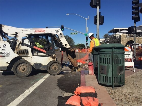 Sidewalk demo at 15th Street