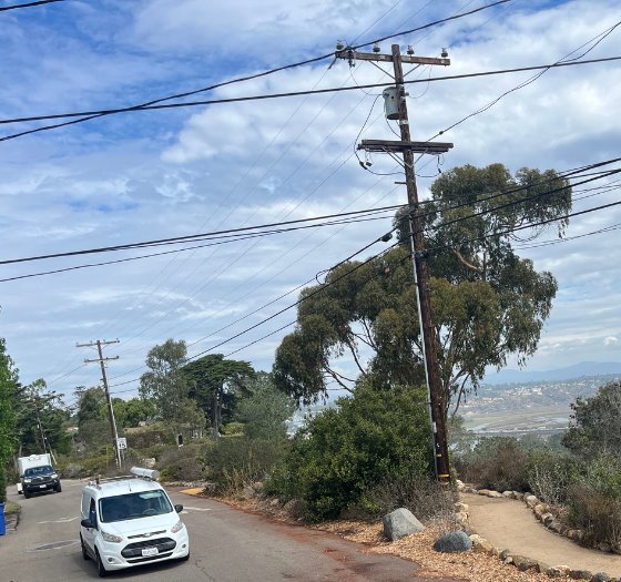 Crest Canyon Utility Undergrounding District