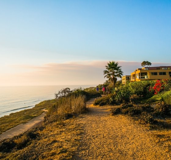 Sea Cliff Coastal Trail