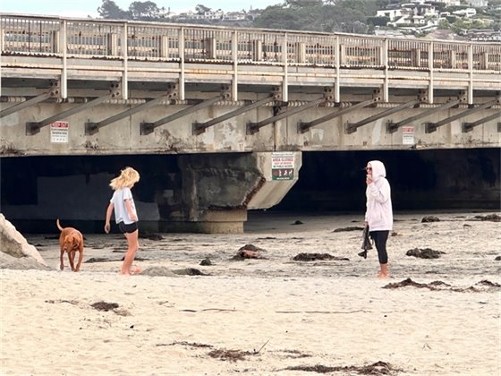 sand accumulation at bridge