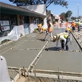 finishing concrete sidewalk