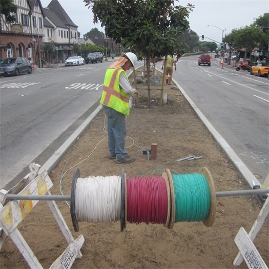 electrical worker installing service
