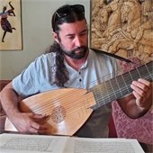 Eric Dickerson and lute